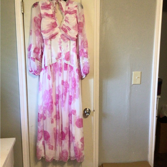 ASOS Dresses & Skirts - Offer $50💃🏼 ASOS Design pink white maxi dress NWT